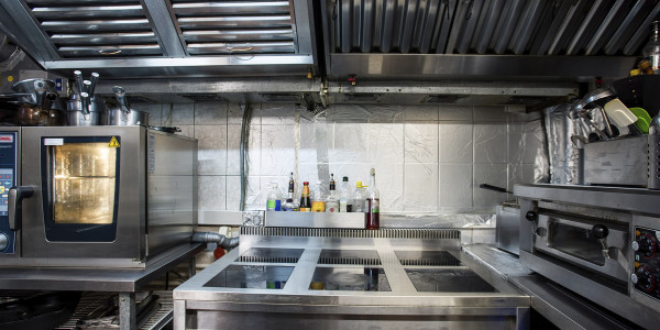 Limpiezas de Conductos de Extracción y Ventilación Santa Margalida · Cocina de Kebabs